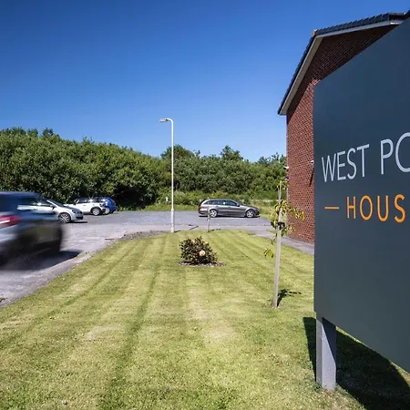 West Point House 3* バロー・イン・ファーネス
