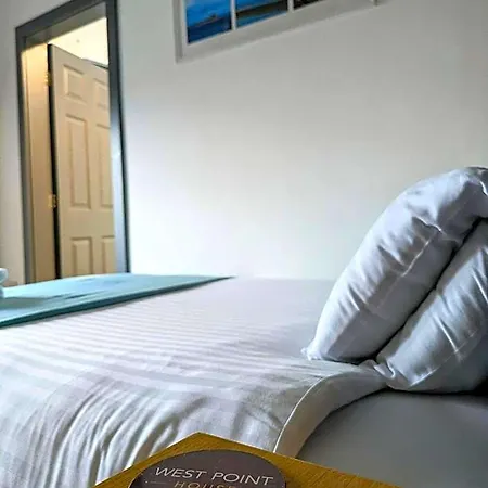 酒店 West Point House 巴罗弗内斯