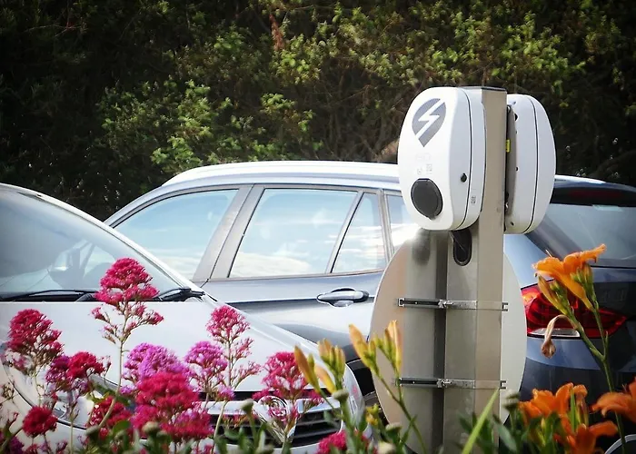 West Point House Hotel 3*